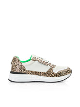 Lade das Bild in den Galerie-Viewer, Marccain Sneaker mit Leo-Print
