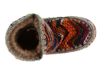 Lade das Bild in den Galerie-Viewer, Mou Boots Eskimo aus gehäkelter bunter Wolle

